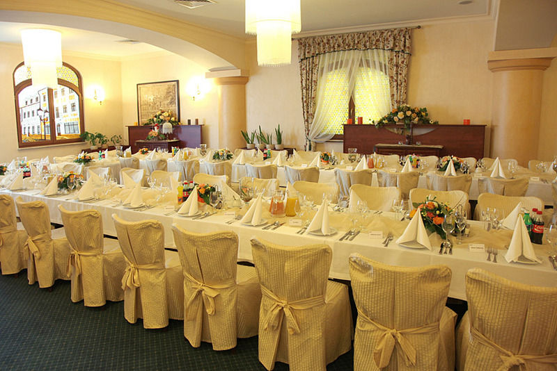 Hotel Ambasadorski 4*