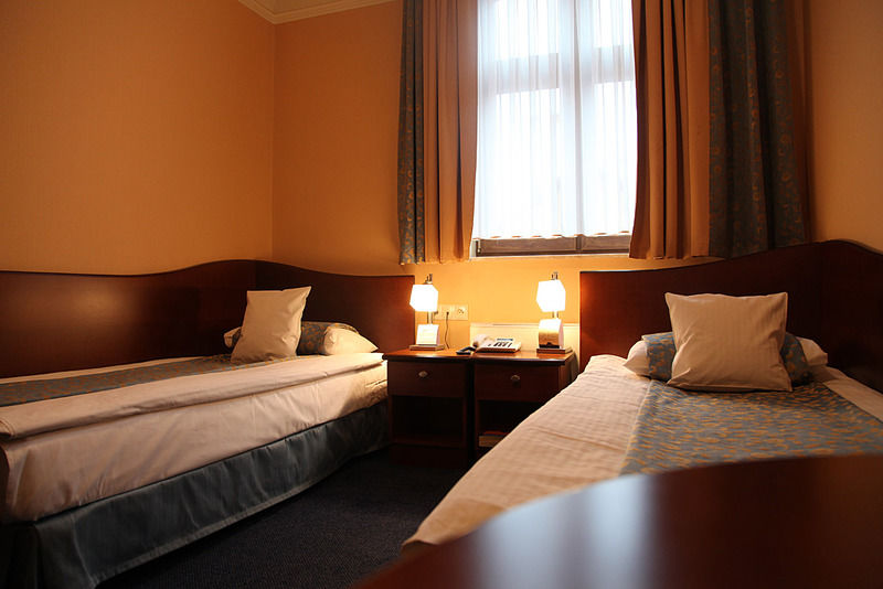Hotel Ambasadorski 4*